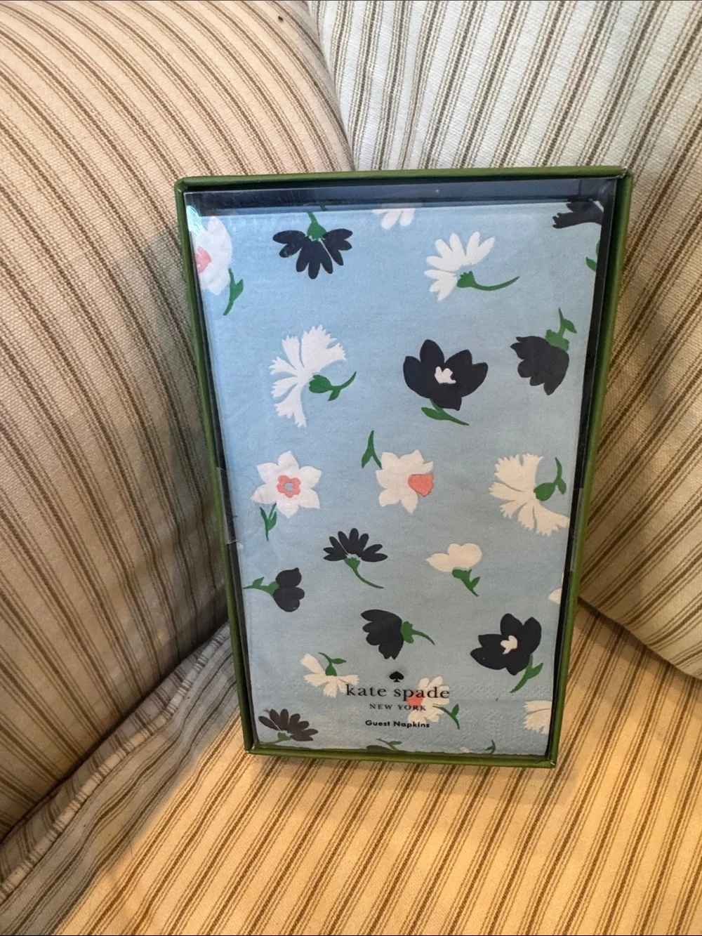Kate spade floral waltz guest napkin set of 40’NIP